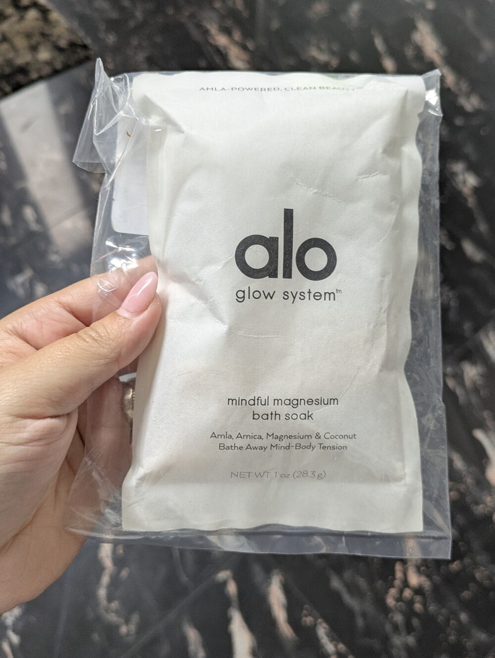 Alo Glow Systemmindful Magnesium Bath Soak